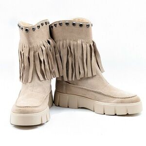 Geox Ghoula Fringe Tan Fringe Suede Boot w Stud Trim New Sz 38.5